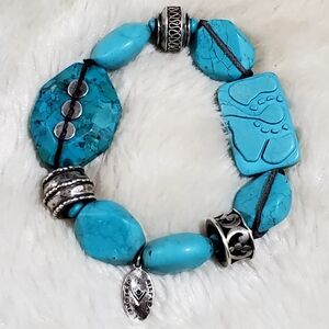 Silpada 925 Turquoise Stretch Howlite Carved Magnasite Bracelet B2162